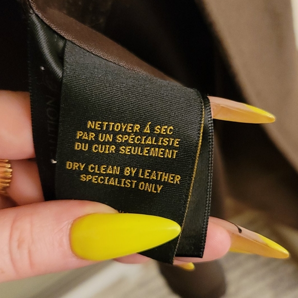 Beautiful Mackage Coat - Picture 4 of 4